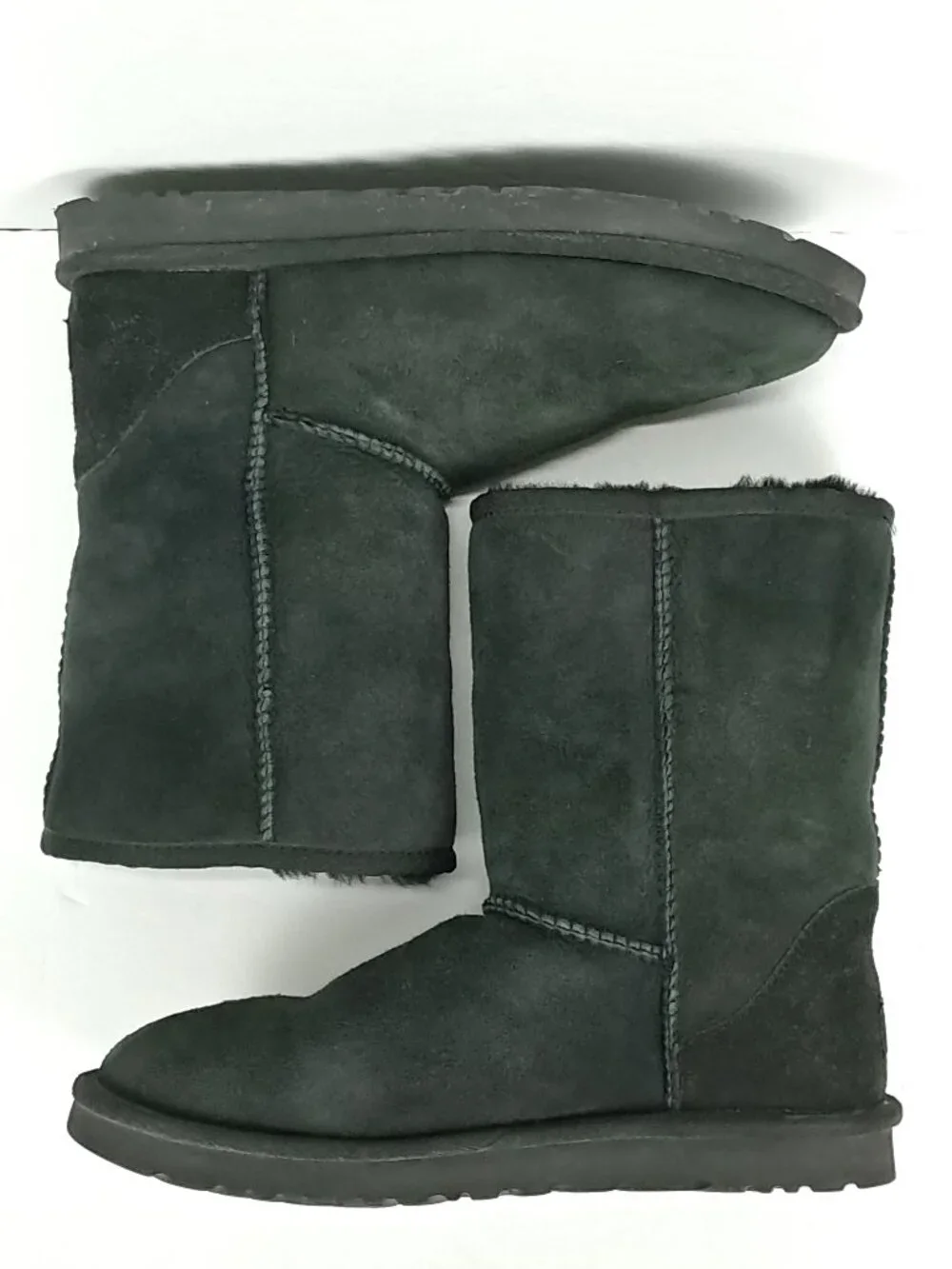 UGG Classic Short Boots Women 9 Faded Black Leather Sheepskin Lined Pull On 5825